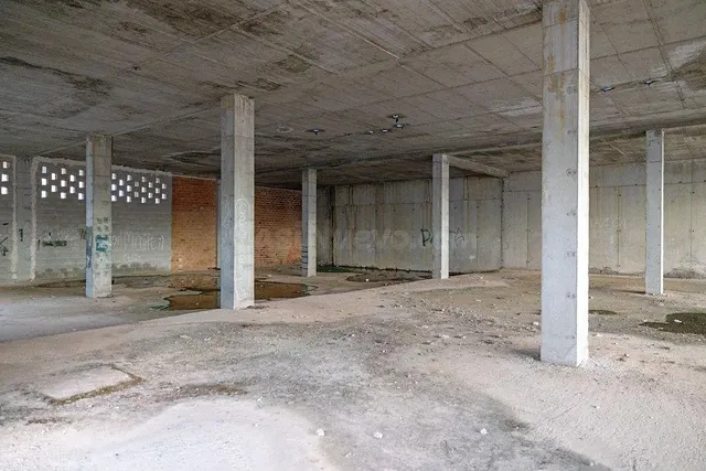 PROMOCIÓN EN OBRA PARADA EN VENTA: OPORTUNIDAD DE INVERSIÓN  - foto 2