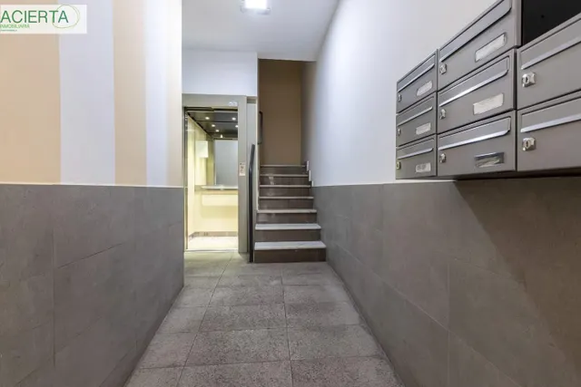 Ático reformado con ascensor, terraza y chimenea, listo para entrar a vivir — 27