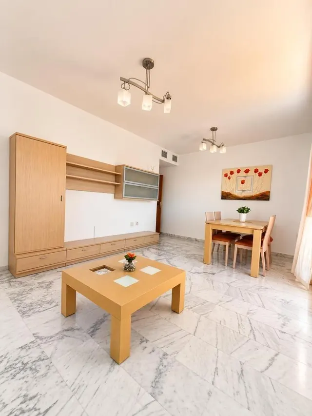 Piso en esquina con vistas al mar y acceso directo a piscina | Torrequebrada — 6