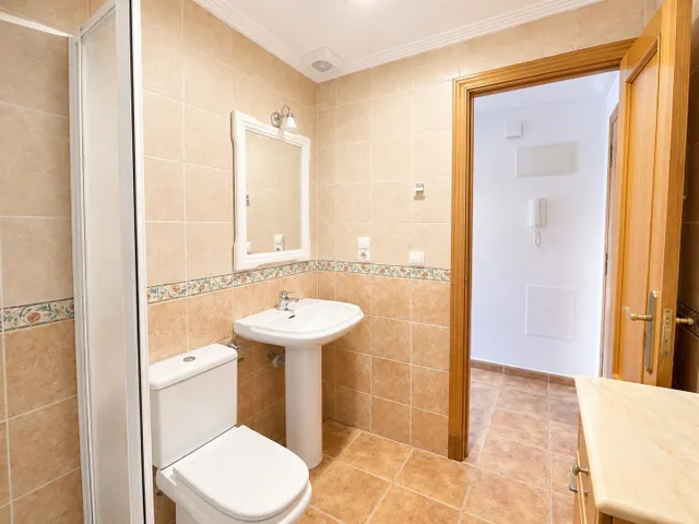 Apartamento luminoso a 150 metros de la Playa de Levante — 12