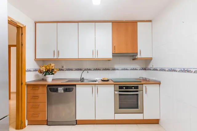 PISO EN ALCANTARILLA — 9