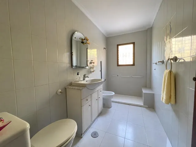 Chalet 4 habitaciones 160m² en venta - AVD. DE EUROPA — 19