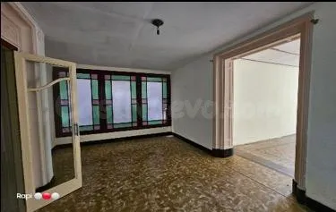 PISO AMPLIO EN VALLS - A REHABILITAR - foto 4