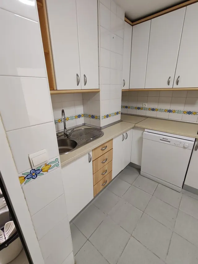 Piso sin amueblar y con garaje opcional — 9