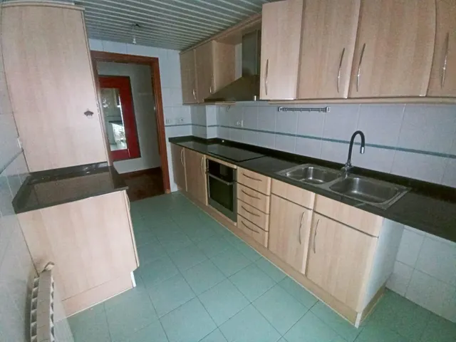 PLANTA BAJA DE 2 habitaciones CON PISCINA COMUNITARIA PARA R - foto 3