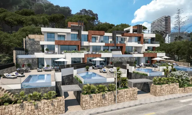 PRIMERA LÍNEA DE PLAYA EN BENIDORM Y CON PISCINA PRIVADA!!! — 2