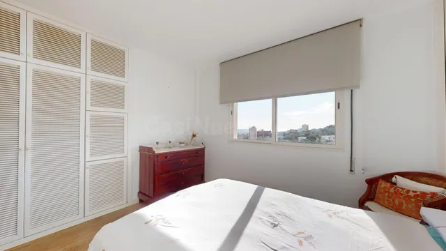 Amplio piso con vistas al mar en Cas Català a 100 m de la pl - foto 4