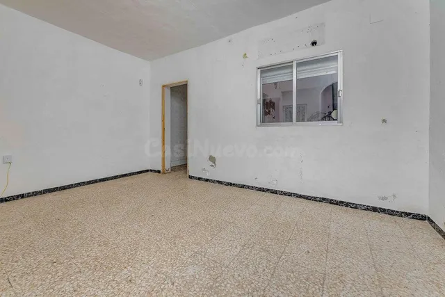 Venta Chalet adosado en Sevilla - foto 3