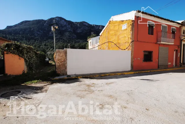 ¡GRAN OPORTUNIDAD! SOLAR URBANO PARA EDIFICAR A TU GUSTO — 20