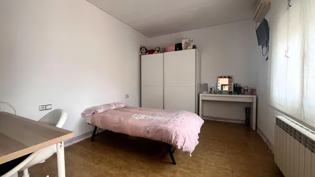 PISO CON ENTRADA INDEPENDIENTE Y TERRAZA EN LA CREU DE BARBERA - LA ROMANICA — 18