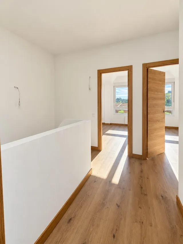 CHALET A ESTRENAR EN MORTERA : LUZ, DISEÑO Y CALIDAD — 12