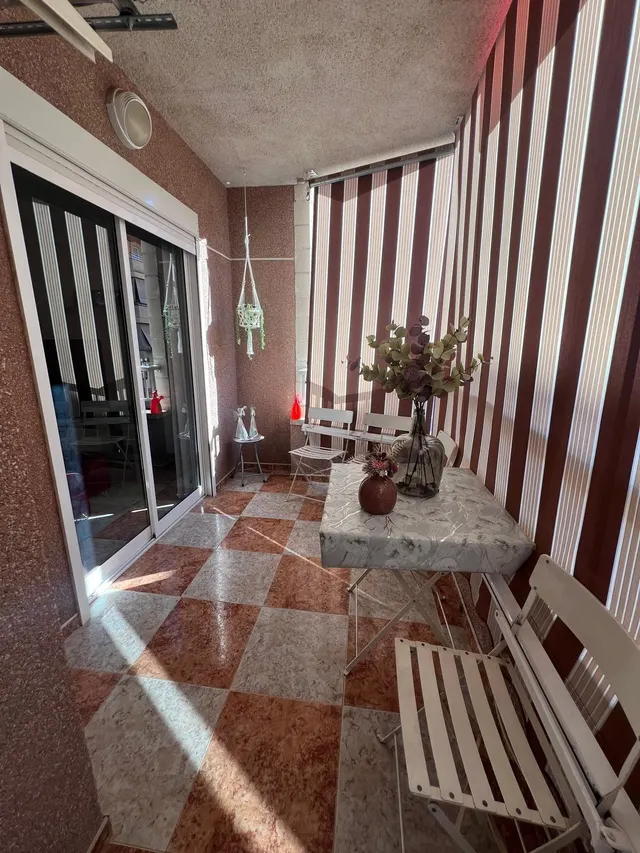 ¡Piso de 147 m2 con gran terraza, ascensor y 4 habitaciones! — 49