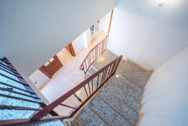 HUERCAL ALMERIA - LOS PINOS: TRIPLEX 4 DORMITORIOS + 3 BAÑOS + GARAJE SOTANO AMPLIO CON BODEGA + PATIO — 43
