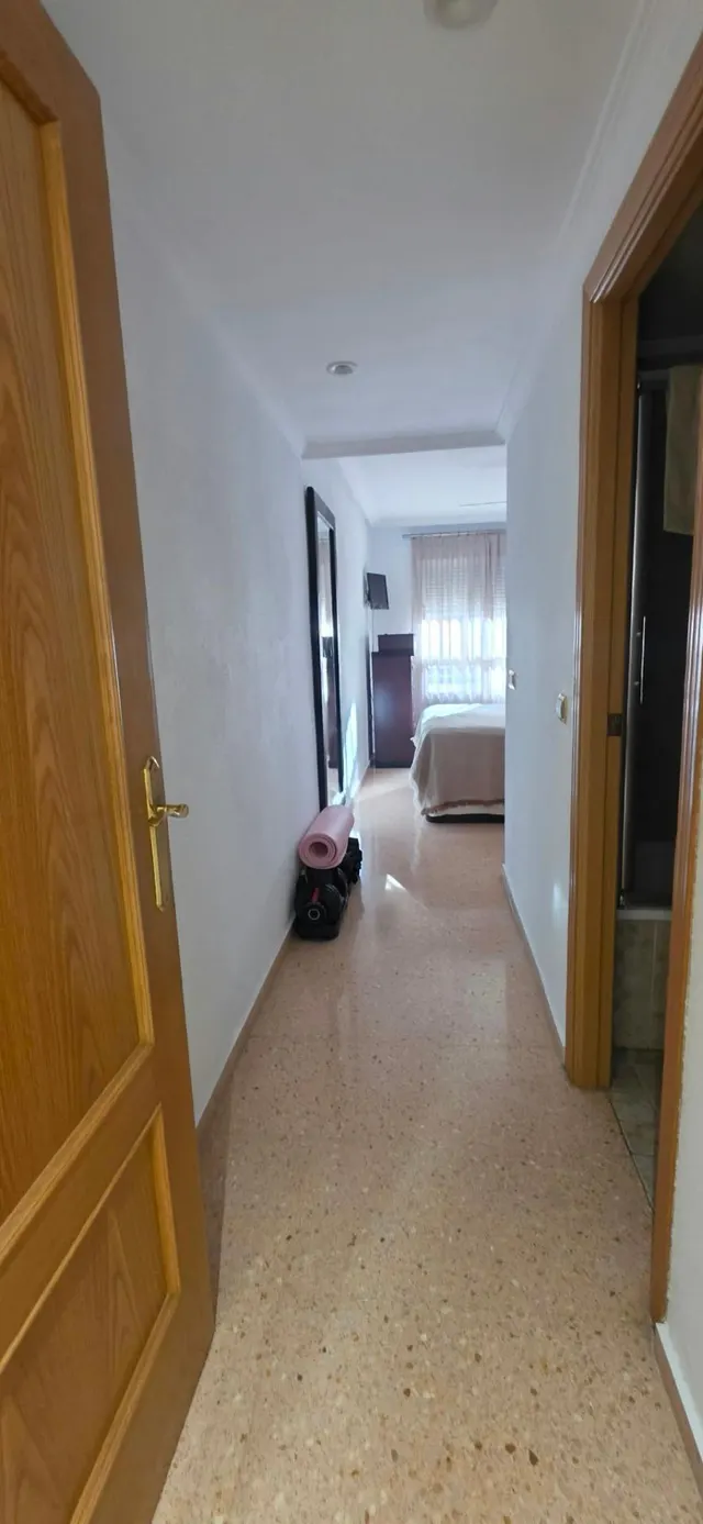PISO A LA VENTA AMPLIO, LUMINOSO Y CON PLAZA DE GARAGE — 12
