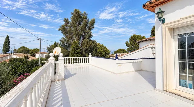1.600 M2 DE PARCELA PARA UNA PROPIEDAD QUE YA NO CABE EN LA PALABRA “CHALET .!! — 28