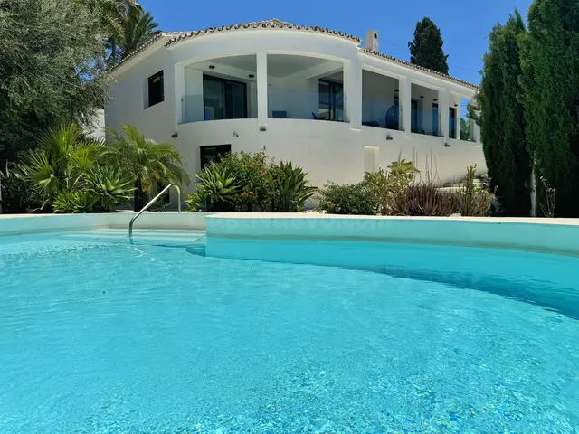 Chalet 5 habitaciones 270m² en venta - Marbella