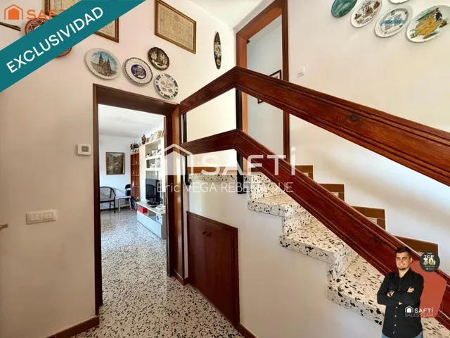 Casa reformada con piscina privada, gran terraza y parking grande en Residencial Park — 24