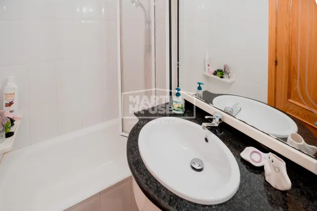 PISO EN VENTA  3 habitaciones, TERRAZA, PARKING Y TRASTERO — 15