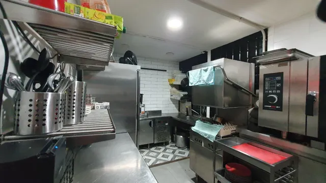 TRASPASO restaurante personalizable — 21