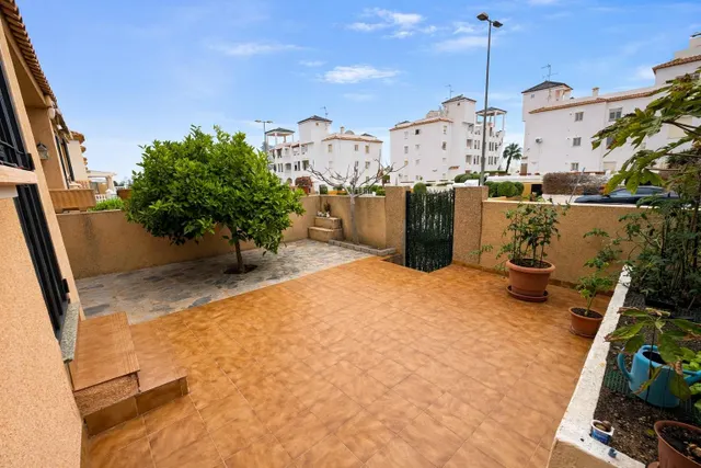 Casa 86m² en venta - Villamartin — 10