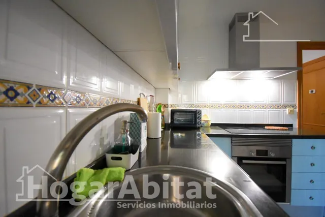 ¡impresionante! amplio con 4 dormitorios, terraza y garaje junto al puerto — 14