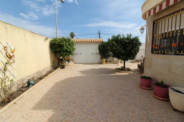 Villa 3 habitaciones 110m² en venta - Paraje natural — 32