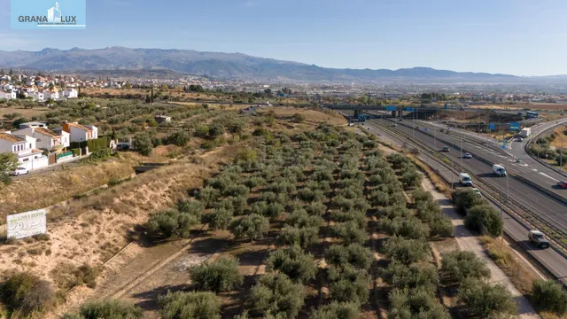 Oportunidad Única en Loma Verde: Suelo Urbano para Vivienda 