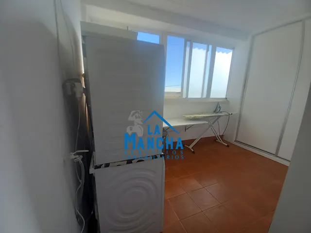 *155.000€* inmobiliaria la mancha vende adosado en Barrax (Albacete). — 47