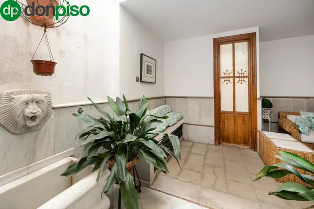 CASA EN PLAZA DE LOS LOBOS — 48