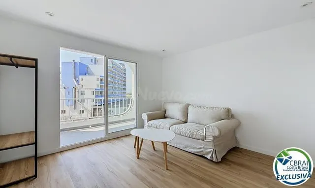 Apartamento en primera línea de mar en Empuriabrava