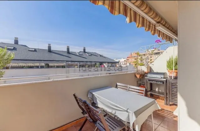 Ático 3 habitaciones 155m² en alquiler - Camins al Grau - foto 5