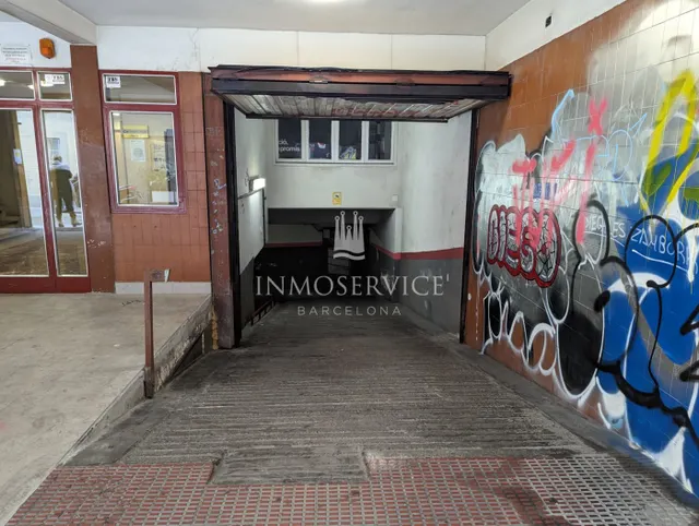 Parking en Venta — 4