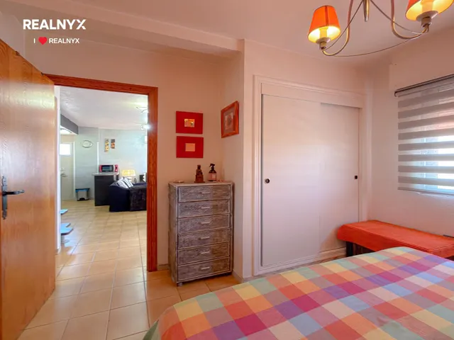 La Veleta! Exclusivo ático reformado con encanto + Amplia terraza con vistas maravillosas al mar (200 m de la playa) — 19