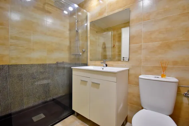 Soto del HENARES - 3 habitaciones, 2 baños, 2 plazas de garaje, piscina y trastero. — 26