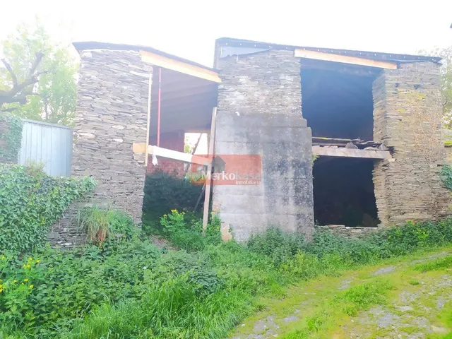 SE VENDE CASA SEMI-REFORMADA EN COESES A 12 KMS DE LUGO. — 3