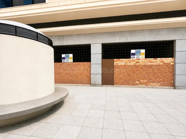 Local comercial junto a Williams Plaza – Jerez de la Frontera — 3