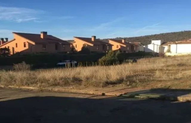 Parcela 250m² en venta - Covarrubias — 10