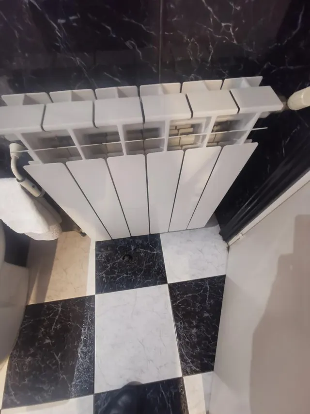 Piso de 3 habitaciones con ascensor en el centro de Cornellà — 13