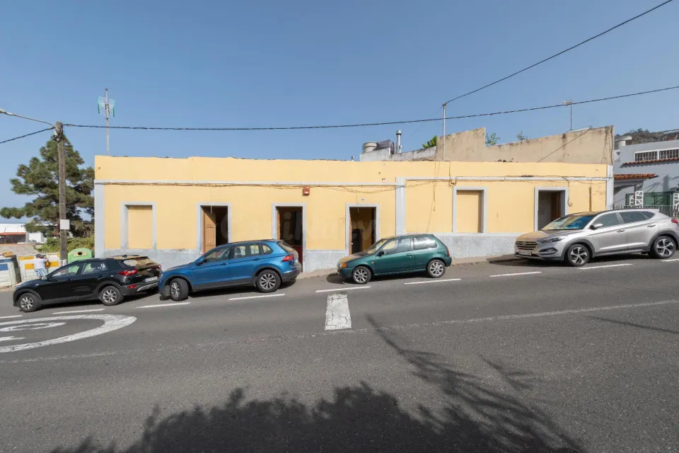Antiguo restaurante de 123 m2 a reformar en Visvique - Arucas