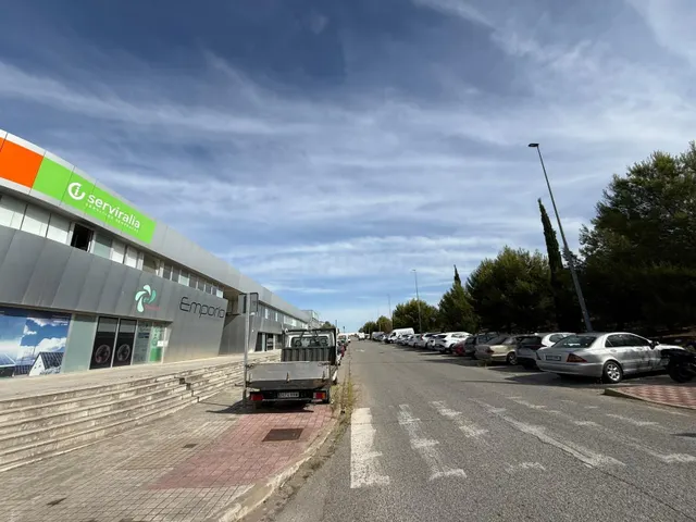 Nave industrial 324m² en venta - Andalucia - foto 4