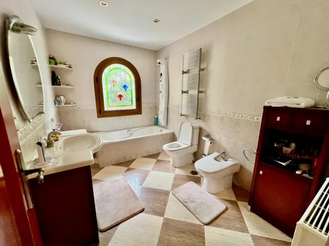 CHALET INDEPENDIENTE CON GRAN PARCELA Y PISCINA PRIVADA EN EL ALBIR, ALFAZ DEL PI — 33