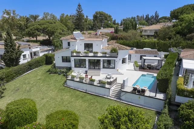 Chalet 4 habitaciones 247m² en venta - Marbella — 25