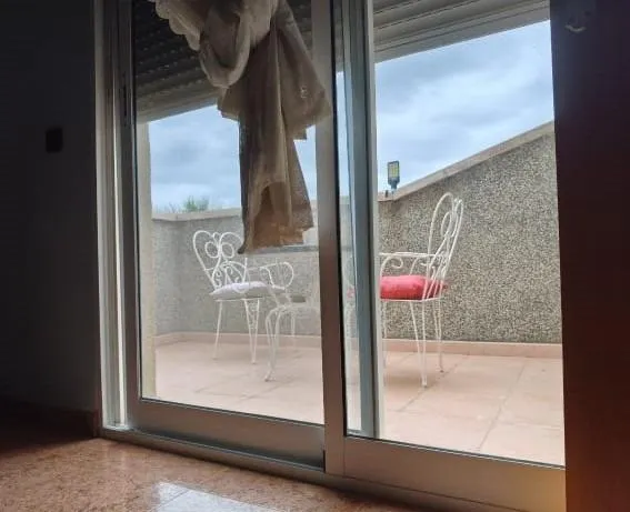 Alquiler con opcion a compra o compra aplazada dechalet urbano con piscina privada, vistas al mar y amplias zonas deportivas — 6