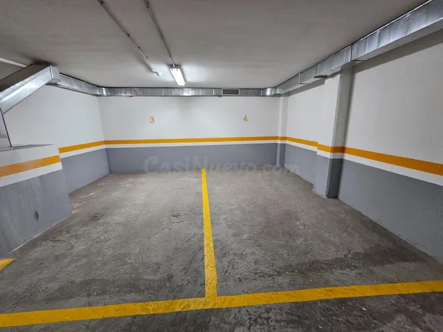 En Venta 2 Plazas de Garaje en la calle Federico Tapia - foto 5