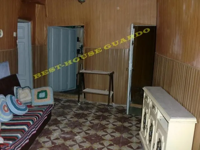 CASA COCHERA Y CHOCO PARA REFORMAR LAS HERAS — 8