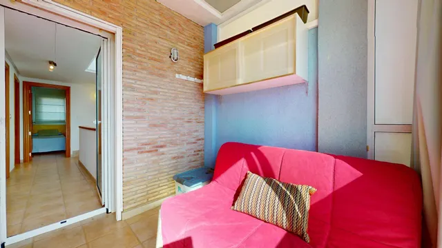 CHALET CON AMPLIA PARCELA JUNTO A LA PLAYA DE LAS HIGUERICAS – TORRE DE LA HORADADA — 22