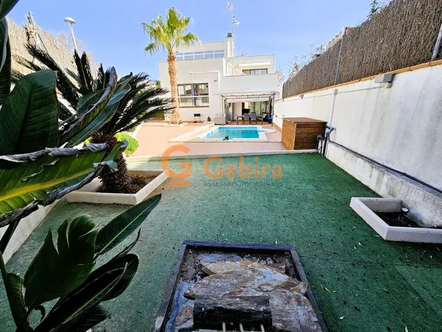 ¡BOMBAZO EN MAS MEL! APAREADA CON PISCINA, VISTAS AL MAR Y 4 - foto 3