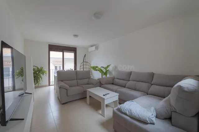 Espectacular piso de 3 dormitorios y 2 baños más cochera y trastero en el centro de Churriana de la Vega!!!!!!!!!!!!!!!!!!!!!!! — 3
