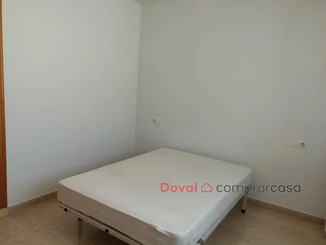 Piso amplio y soleado en alquiler en O Porriño — 9
