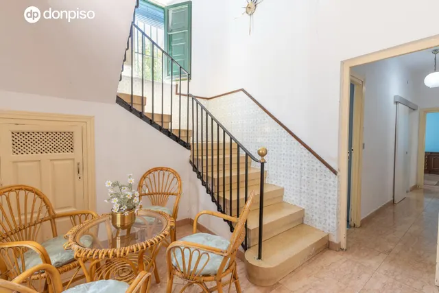 Casa con gran solar — 26